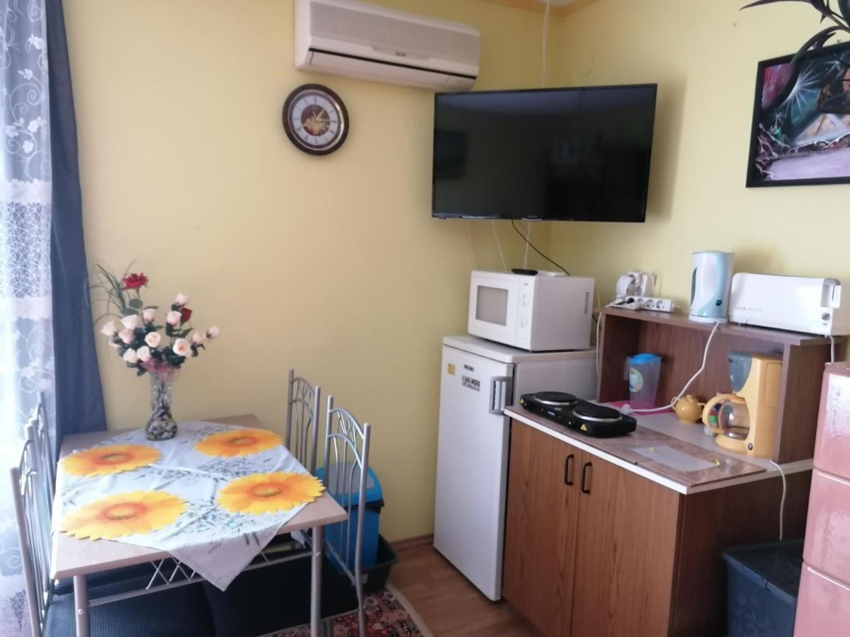 Kertesz Vendeghaz Otel Eğri Dış mekan fotoğraf