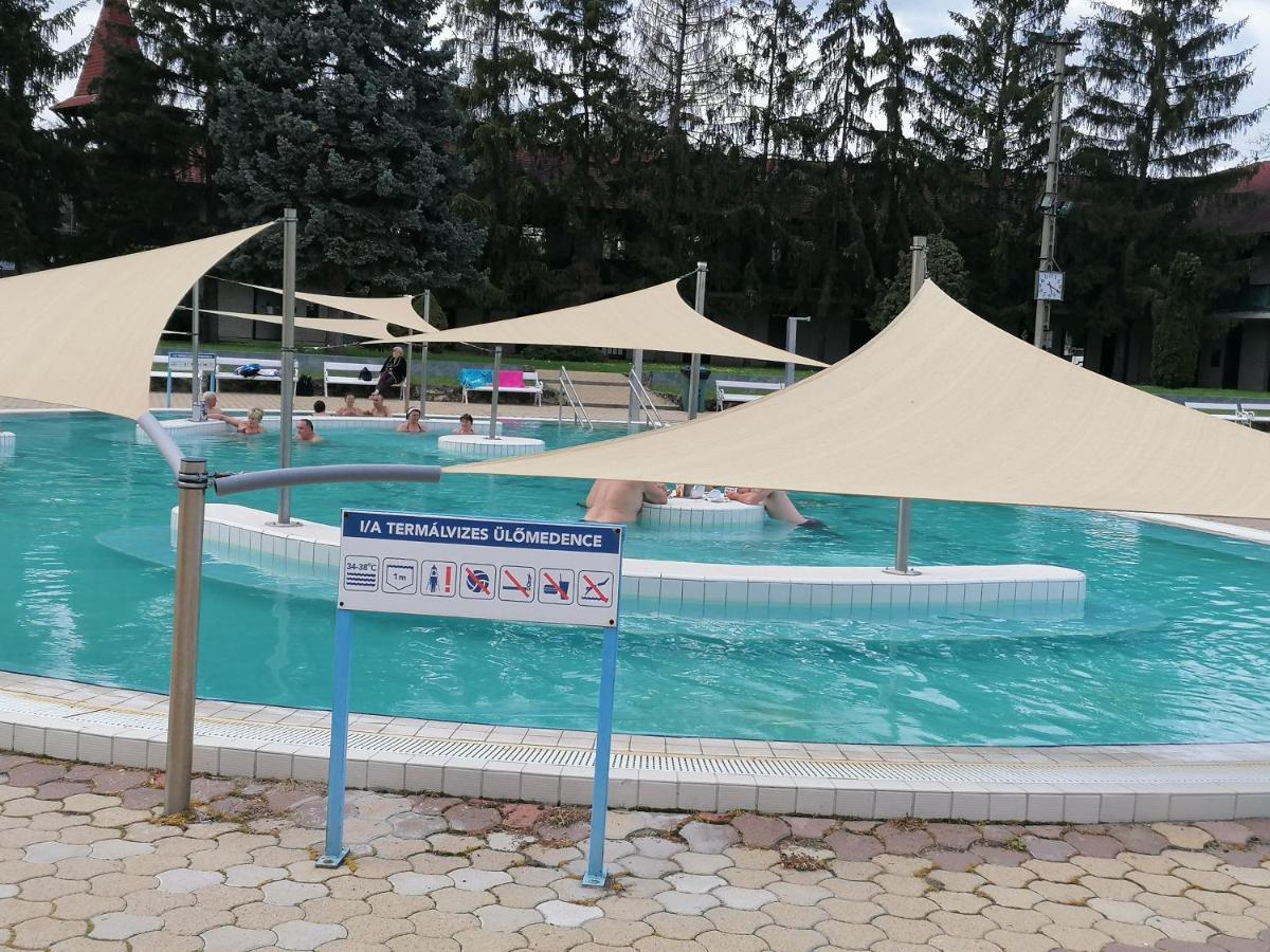 Kertesz Vendeghaz Otel Eğri Dış mekan fotoğraf