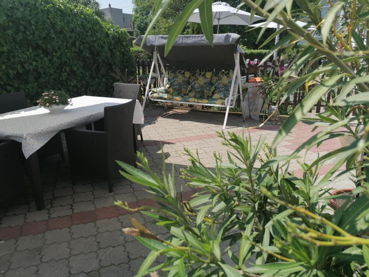 Kertesz Vendeghaz Otel Eğri Dış mekan fotoğraf