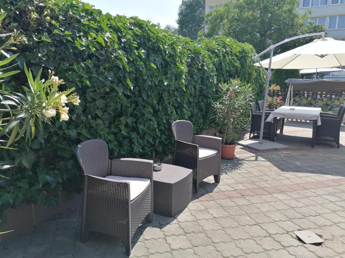 Kertesz Vendeghaz Otel Eğri Dış mekan fotoğraf