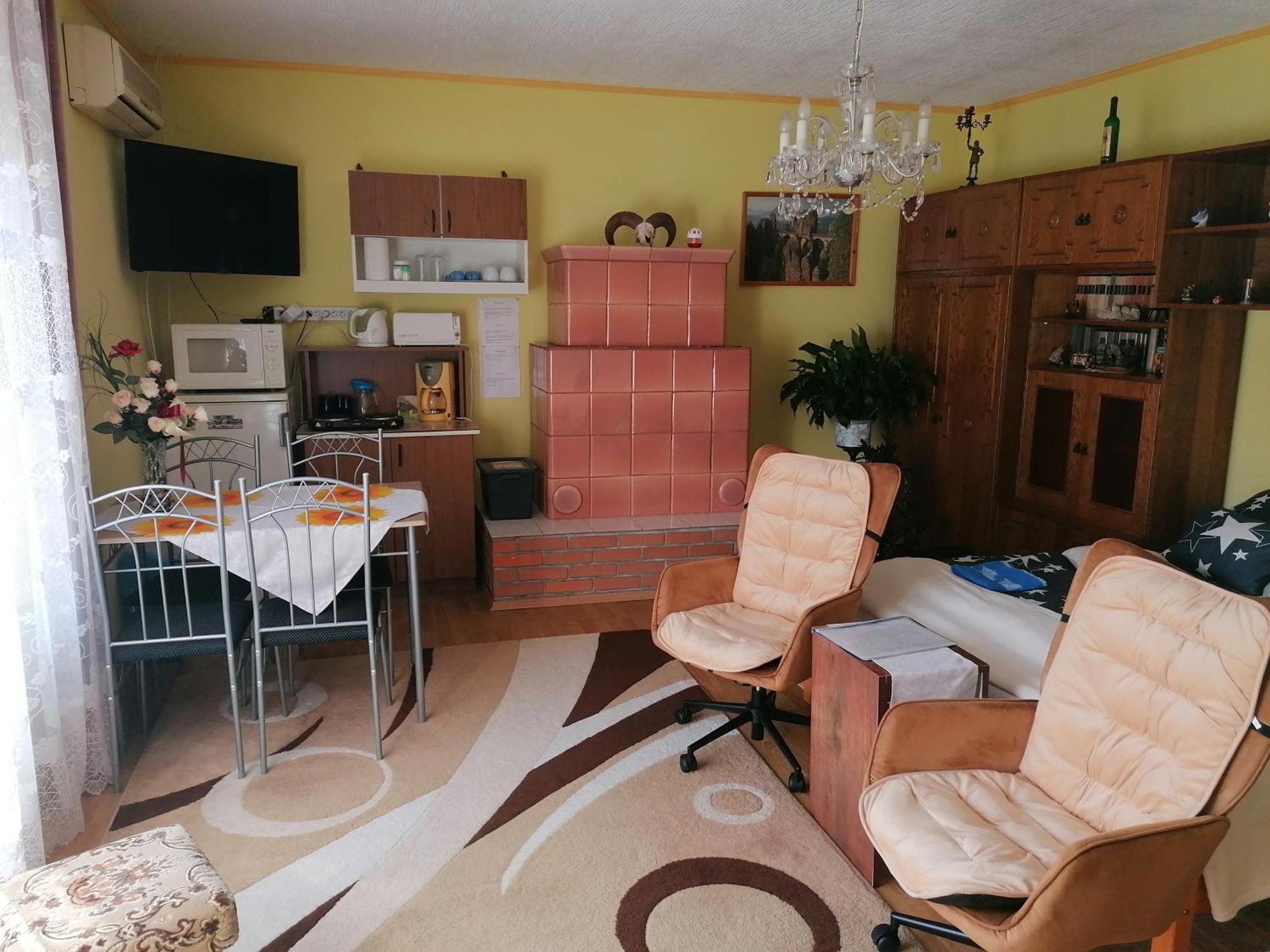 Kertesz Vendeghaz Otel Eğri Dış mekan fotoğraf