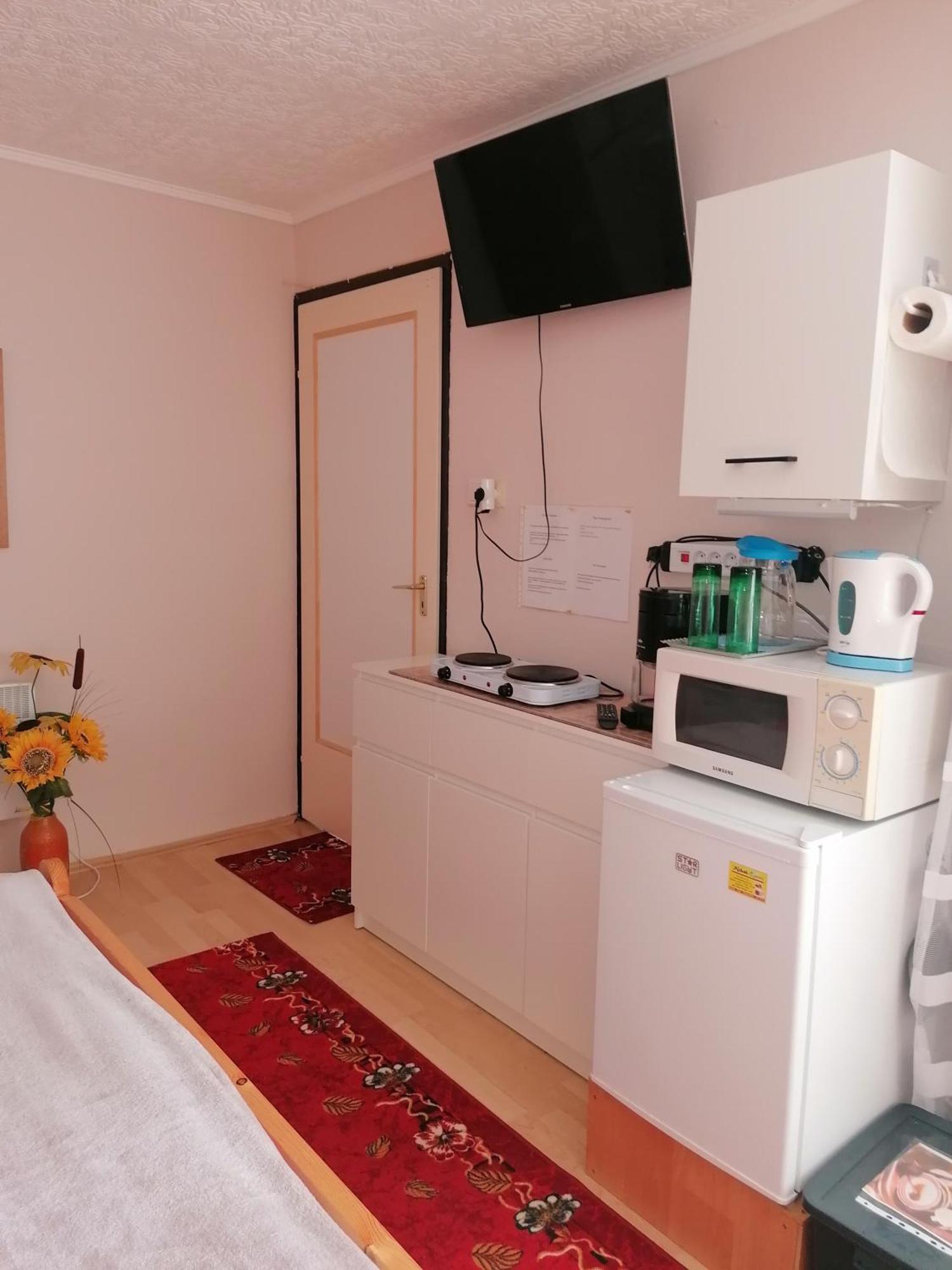 Kertesz Vendeghaz Otel Eğri Dış mekan fotoğraf